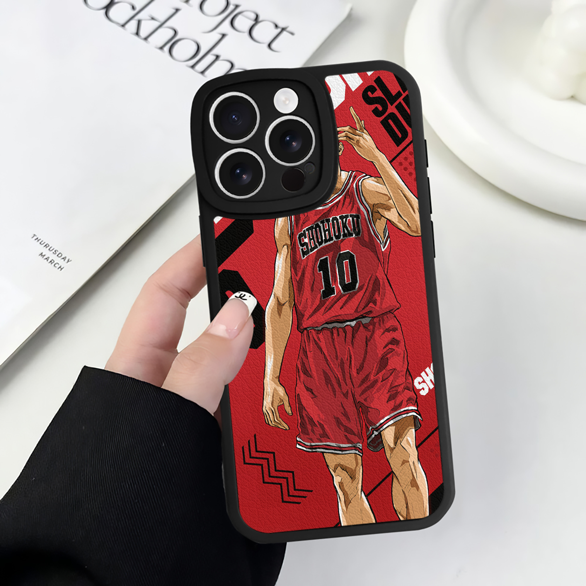（画像用） SLAM DUNK／スラムダンク 【iPhone 16シリーズ対応】シリコンスマホケース（レザー調） 材質：シリコン